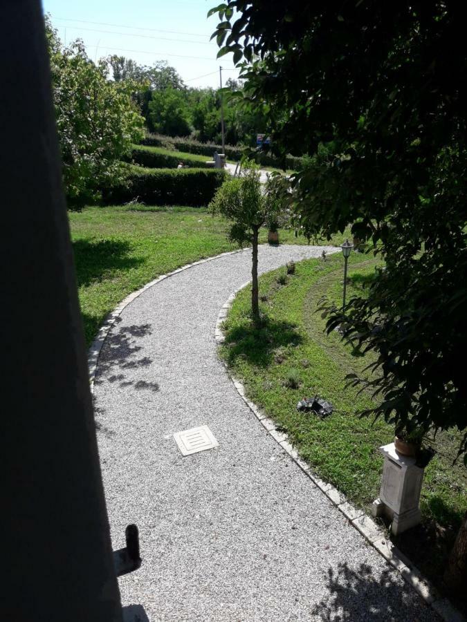 Tenuta Crescentini-Vallemura ,Appartamenti Con Entrata Indipendente San Dona di Piave Exterior photo